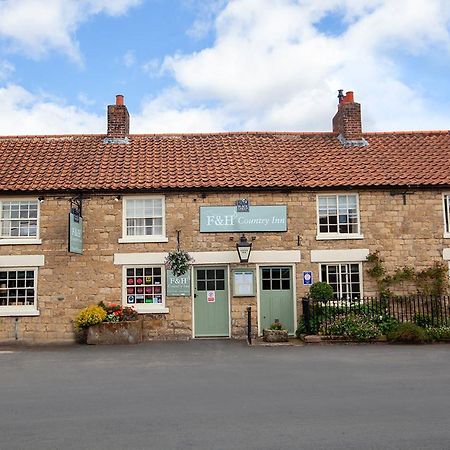 The Fox And Hounds Country Inn Pickering Exterior foto